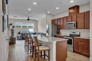 15561 HONEYBELL DR, WINTER GARDEN, FL 34787 Sold 08/05/22