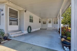 2917 MANATEE RD, TAVARES, FL 32778 Sold 07/14/22