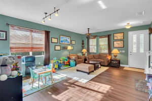 2040 Touchwood Ct, Apopka, FL 32712, Sold 06/22/22