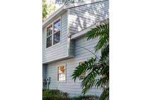 2221 SW 73RD TER, GAINESVILLE, FL 32607 Sold 12/30/22