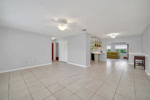 26632 E COVE DR, TAVARES, FL 32778 Sold 08/02/22