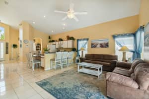 854 Bloomingdale Dr, Davenport, FL 33897, Sold 07/08/22