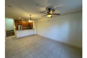2846 BELLA VISTA DR, DAVENPORT, FL 33897 Sold 09/08/22