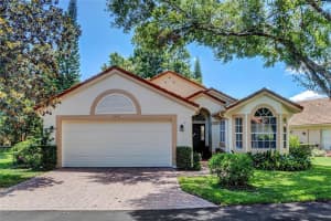 1042 E PEBBLE BEACH CIR, WINTER SPRINGS, FL 32708 Sold 07/21/22
