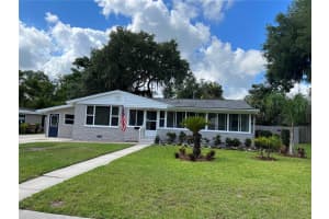 2100 PALMETTO RD, MOUNT DORA, FL 32757 Sold 07/25/22