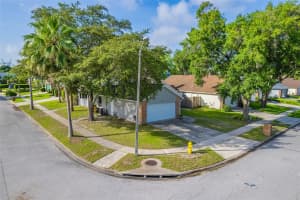 1389 HYDE PARK DR, WINTER PARK, FL 32792 Sold 07/11/22