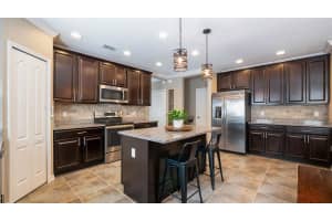 844 LOS GALEONES DR, GROVELAND, FL 34736 Sold 07/11/22