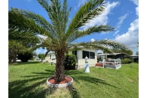 2 N BOBWHITE RD, WILDWOOD, FL 34785 Sold 07/29/22