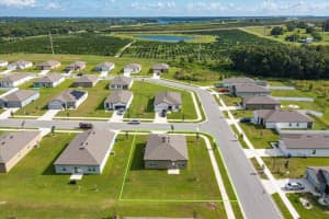 6397 GREEN BUD DR, GROVELAND, FL 34736 Sold 10/06/22
