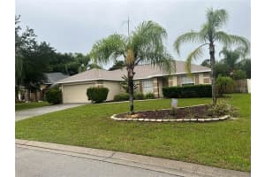 2611 E MOONLIGHT LN, EUSTIS, FL 32726 Sold 08/09/22