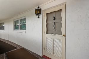 601 N MCDONALD ST #Unit #105, MOUNT DORA, FL 32757 Sold 09/08/22