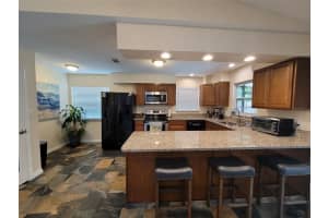 3200 VILLAGE LN, MOUNT DORA, FL 32757 Sold 08/26/22
