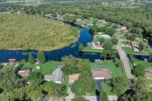 27922 TAMMI DR, TAVARES, FL 32778 Sold 11/02/22