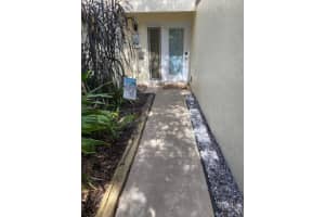 8762 ILEX CT, CAPE CANAVERAL, FL 32920 Sold 09/15/22