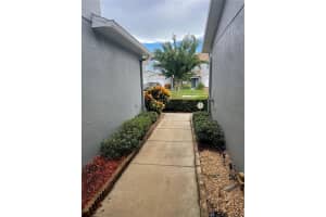 1047 CHALCEDONY ST, KISSIMMEE, FL 34744 Sold 09/17/22