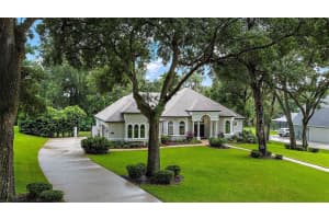 3910 Oak Pointe Dr, Lady Lake, FL 32159, Sold 10/21/22