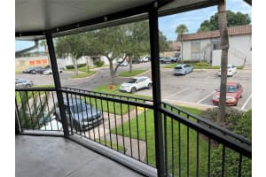 26 WINDTREE LN #201, WINTER GARDEN, FL 34787 Sold 11/02/22