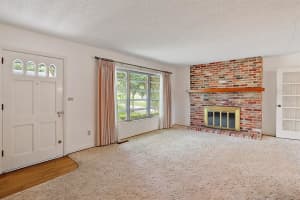 1207 OVERLOOK DR, MOUNT DORA, FL 32757 Sold 10/05/22