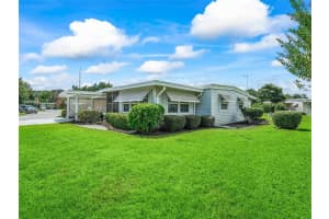 711 DOLPHIN DR, TAVARES, FL 32778 Sold 01/03/23