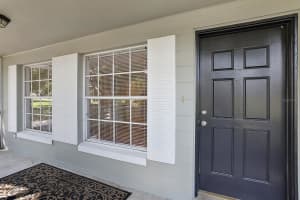 28031 LOIS DR, TAVARES, FL 32778 Sold 03/02/23