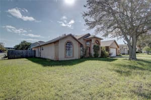 729 Hurley Dr, Winter Garden, FL 34787, Sold 04/28/23