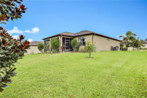 30210 DONNINGTON LOOP, MOUNT DORA, FL 32757 Sold 01/05/23