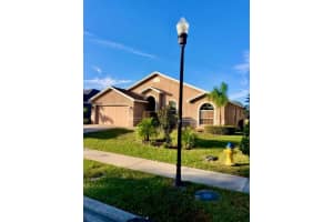 4836 MANDOLIN CT, WINTER HAVEN, FL 33884 Sold 02/22/23