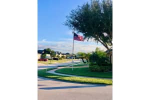 4836 MANDOLIN CT, WINTER HAVEN, FL 33884 Sold 02/22/23