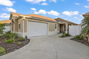 1090 BECKER AVE, THE VILLAGES, FL 32163 Sold 11/10/22
