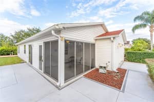 1713 CAMPOS DR, THE VILLAGES, FL 32162 Sold 11/17/22