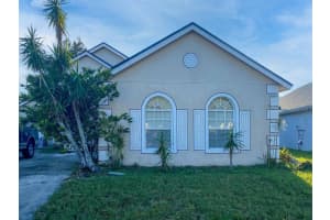2223 BLACK HAWK ST, CLERMONT, FL 34714 Sold 12/08/22