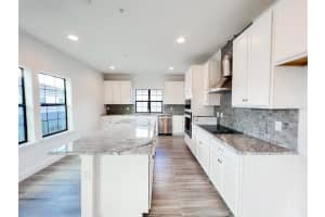 427 DIAMOND DOVE CV, WINTER SPRINGS, FL 32708 Sold 01/31/23