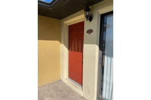 7422 WYNNEWOOD SQ #196, WINTER PARK, FL 32792 Sold 01/01/23