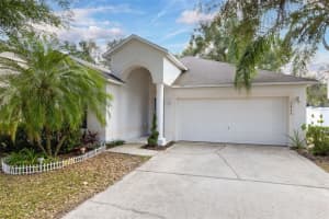 1048 Osprey Cove Cir, Groveland, FL 34736, Sold 01/12/23