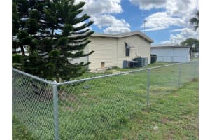 1449 NASSAU CIR, TAVARES, FL 32778 Sold 12/07/22