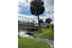 13204 COUNTRY CLUB DR, TAVARES, FL 32778 Sold 12/09/22