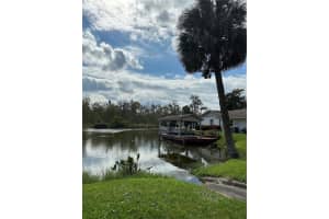 13204 COUNTRY CLUB DR, TAVARES, FL 32778 Sold 12/09/22