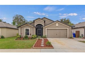 2372 Bexley Dr, Tavares, FL 32778, Sold 12/30/22