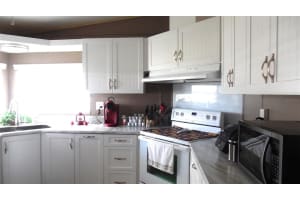 4 LAZY HOLLOW DR DR, WILDWOOD, FL 34785 Sold 02/28/23