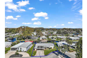 904 SUNSET CIR, TAVARES, FL 32778 Sold 03/15/23