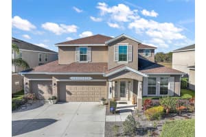 635 NEPTUNE DRIVE, GROVELAND, FL 34736 Sold 04/07/23