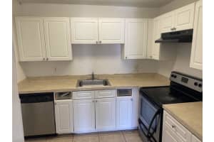 2520 CAPER LANE, MAITLAND, FL 32751 Sold 02/17/23