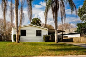 18 CAYMAN CIRCLE, UMATILLA, FL 32784 Sold 03/02/23