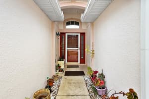 1146 Stoneham Drive Groveland, FL 34736 Sold 05/19/23