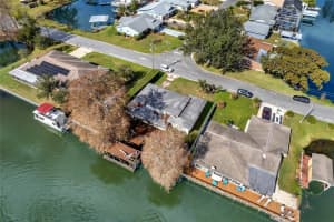 13150 Country Club Dr, Tavares, FL 32778, Sold 02/28/23