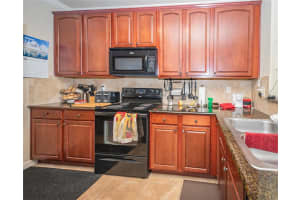 909 CHARO PARKWAY, DAVENPORT, FL 33897 Sold 11/10/23
