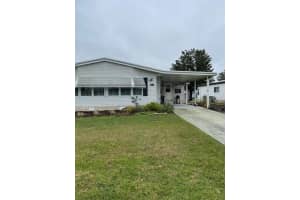 2917 MANATEE ROAD, TAVARES, FL 32778 Sold 07/03/23