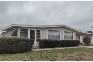 1207 APACHE CIRCLE, TAVARES, FL 32778 Sold 03/24/23