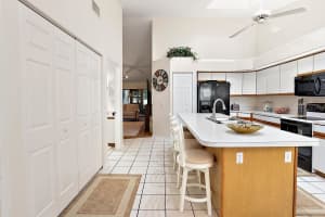 106 Baytree Blvd, Tavares, FL 32778, Sold 03/16/23