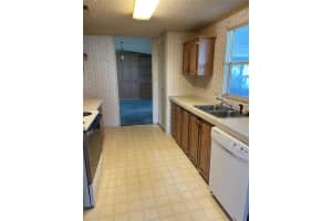 550 SAINT JOHNS ROAD, TAVARES, FL 32778 Sold 06/27/23